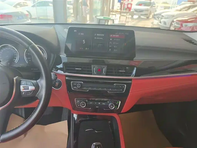 BMW X2 — Фото автомобиля 12