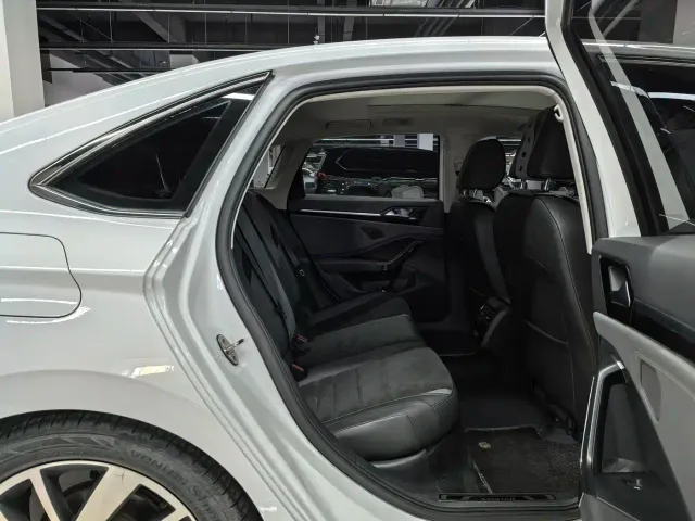 Volkswagen Sagitar — Фото автомобиля 11