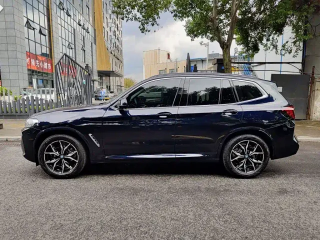 BMW BMW X3 2022 Facelift xDrive25i M Sport Package — Фото автомобиля 3