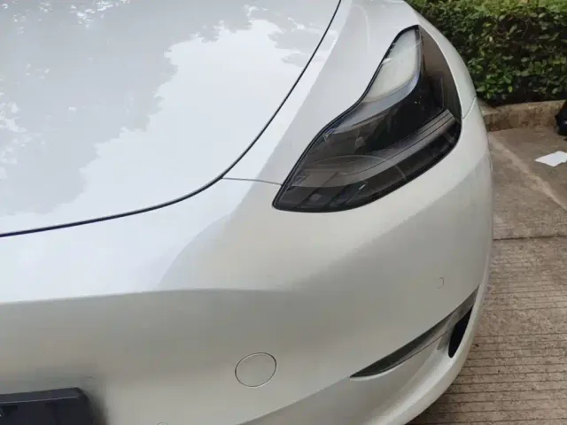 Tesla Model Y — Фото автомобиля 23