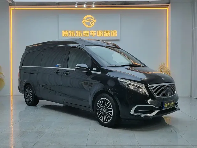 Mercedes-Benz V-Class — Фото автомобиля 3