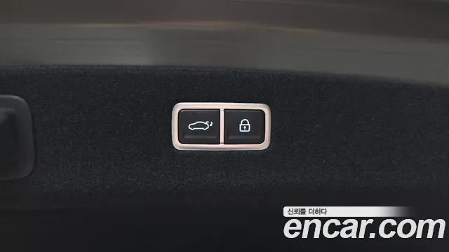 Genesis G90 Бензин 3.5 турбо AWD — Фото автомобиля 25