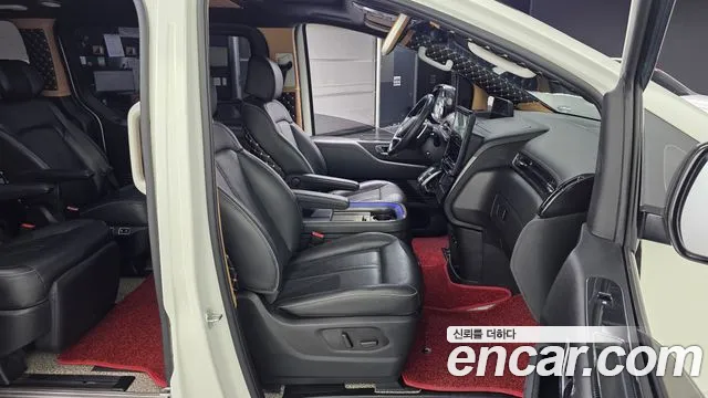 Hyundai Staria Staria L3.5 Lounge 7 мест — Фото автомобиля 11