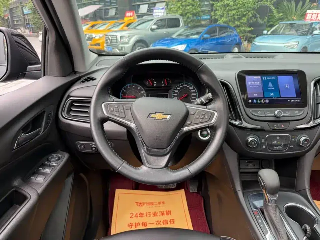 Chevrolet Equinox — Фото автомобиля 14