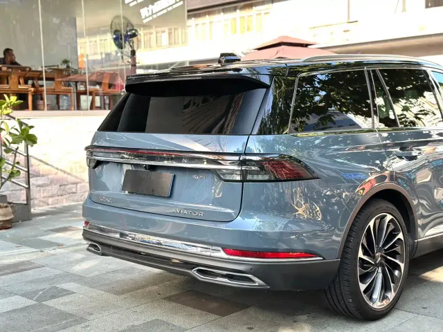 Lincoln Aviator — Фото автомобиля 23