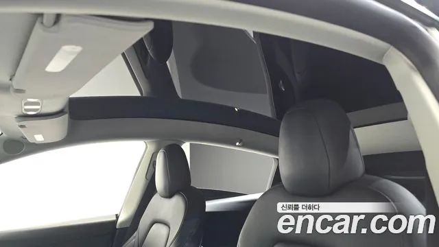 Tesla Model Y — Фото автомобиля 16