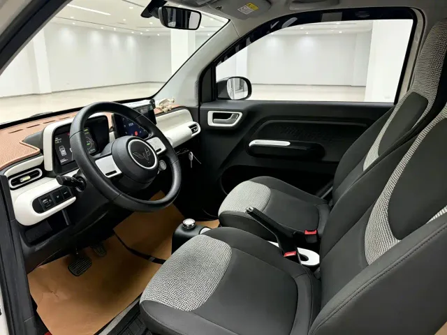Wuling Hongguang Mini EV — Фото автомобиля 4