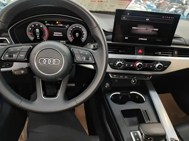 Audi A4L — Фото автомобиля 9