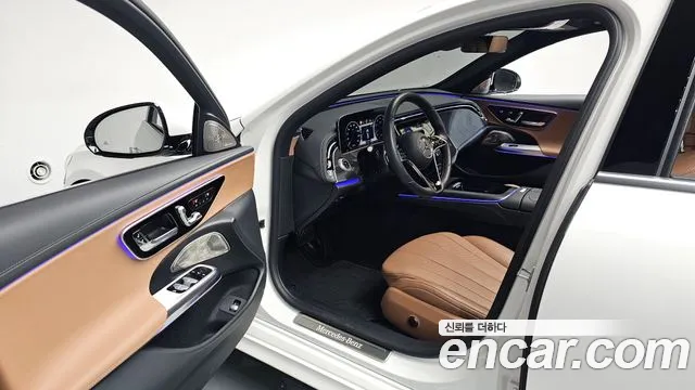 Mercedes-Benz E-Class W214 — Фото автомобиля 15