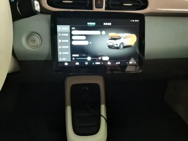 Leapmotor T03 — Фото автомобиля 12