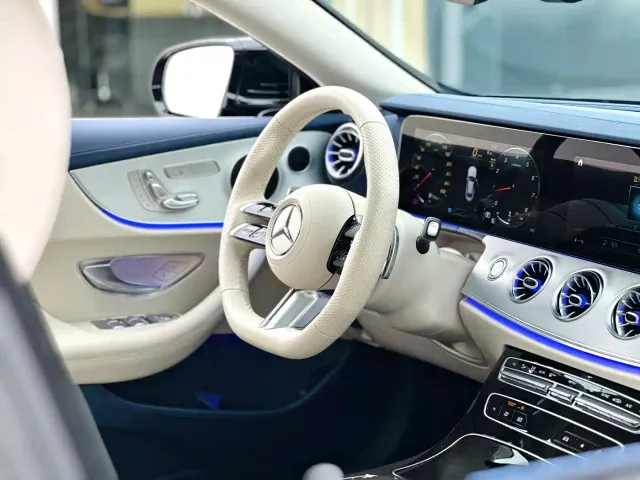 Mercedes-Benz E-Class — Фото автомобиля 8
