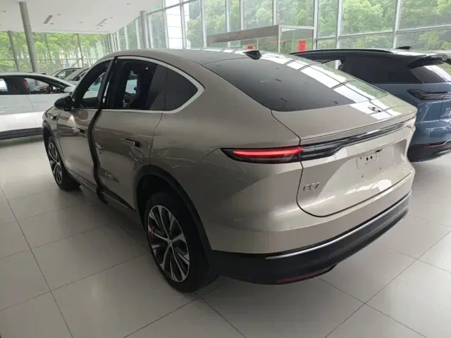 Nio EC7 — Фото автомобиля 4