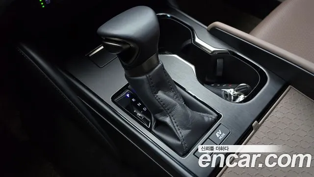 Lexus ES 7th Gen — Фото автомобиля 9