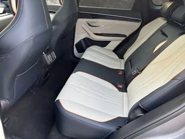 BYD Song PLUS — Фото автомобиля 16
