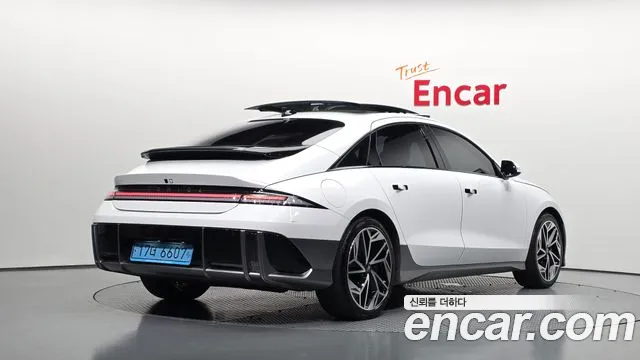Hyundai Ioniq6 — Фото автомобиля 2