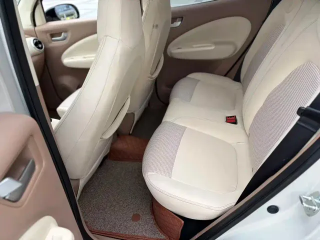 Wuling Hongguang Mini EV — Фото автомобиля 12
