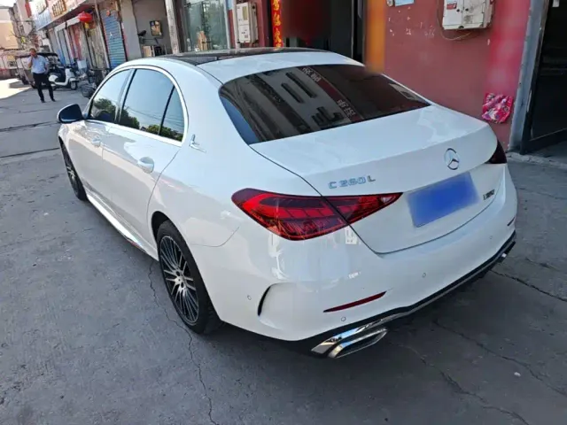 Mercedes-Benz C-Class — Фото автомобиля 4