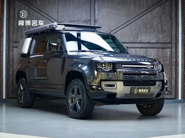Land Rover Defender — Фото автомобиля 19