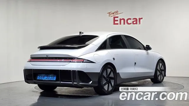 Hyundai Ioniq 6 — Фото автомобиля 2