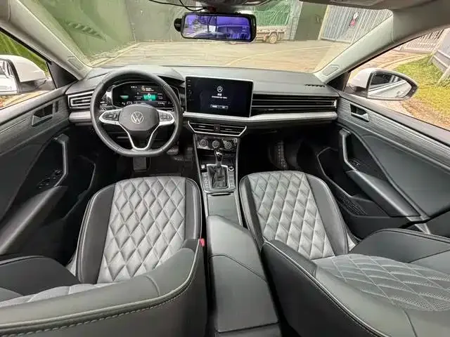 Volkswagen Sagitar 2023 300TSI DSG Surpassing Edition — Фото автомобиля 10