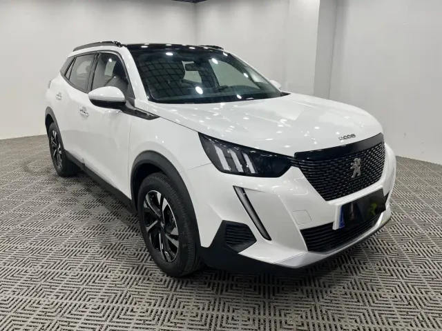 Фотография автомобиля — Peugeot 2008