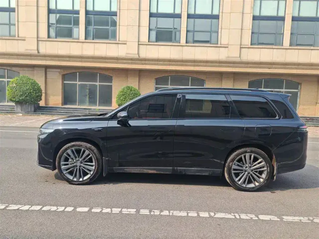 Leapmotor C16 — Фото автомобиля 4