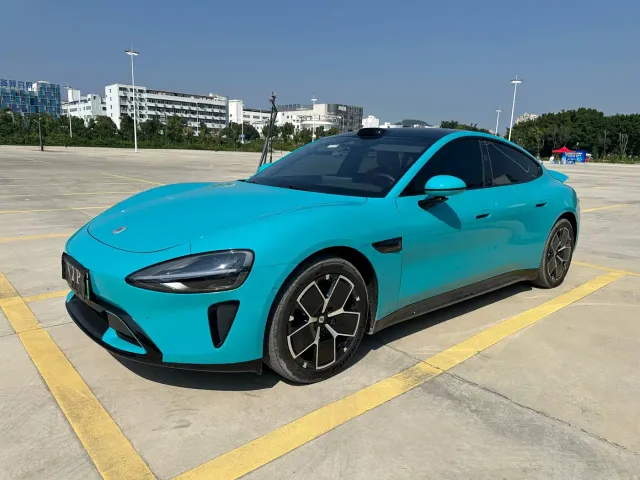 Xiaomi SU7 — Фото автомобиля 3