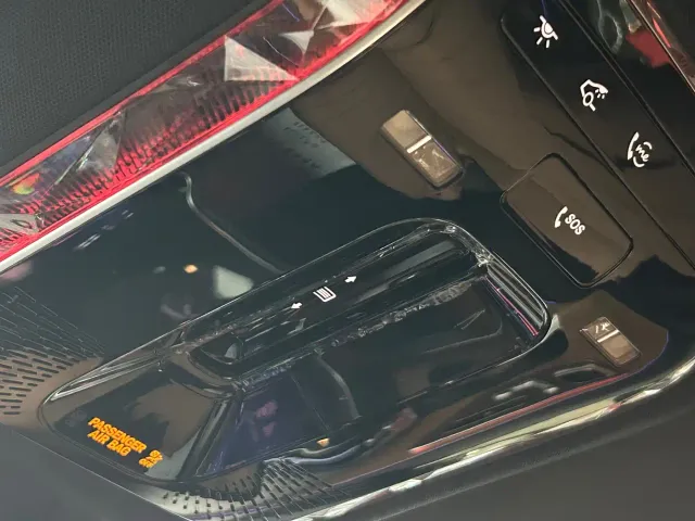 Mercedes-Benz E-Class — Фото автомобиля 14