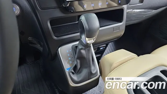 Hyundai Staria Staria Карго 3 места — Фото автомобиля 9