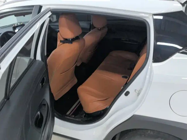 Toyota YARiS L Zhi Xuan — Фото автомобиля 11