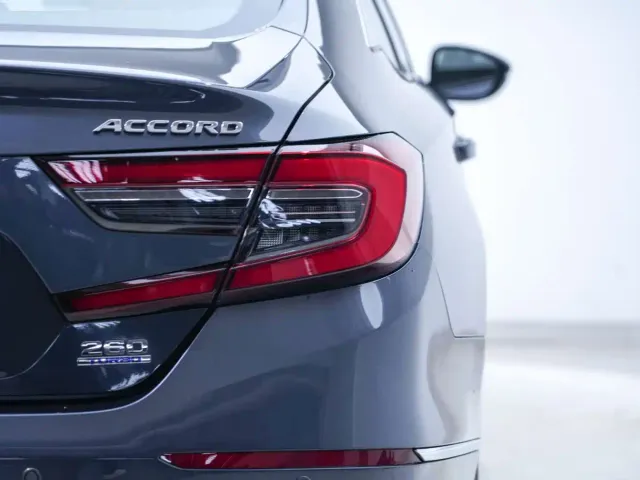 Honda Accord — Фото автомобиля 16