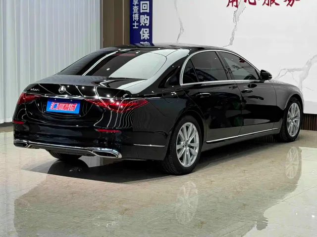Mercedes-Benz S-Class — Фото автомобиля 4