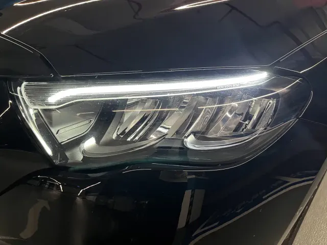Mercedes-Benz E-Class — Фото автомобиля 22