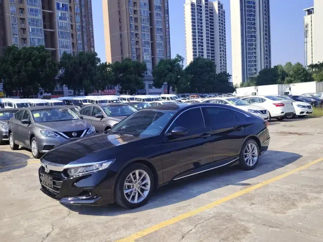 Фотография автомобиля — Honda Accord