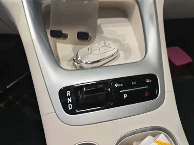 Geely Starry Wish — Фото автомобиля 13