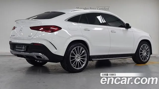 Mercedes-Benz GLE-Class — Фото автомобиля 2