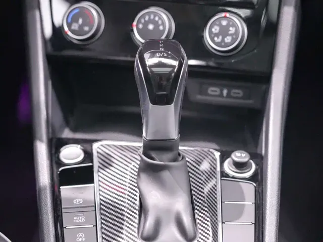 Volkswagen Sagitar — Фото автомобиля 17