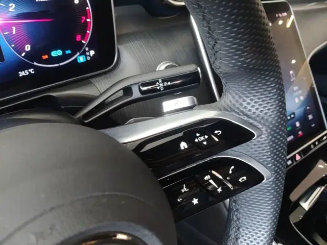 Mercedes-Benz C-Class — Фото автомобиля 13