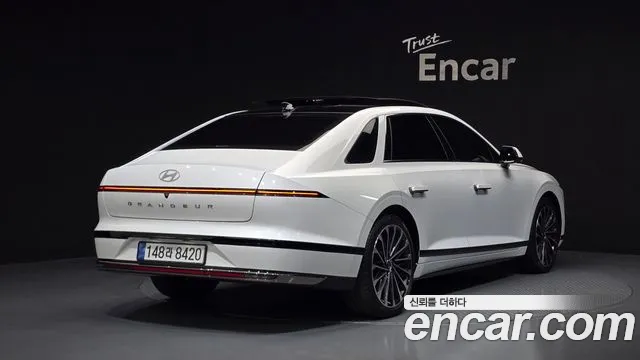Hyundai Grandeur GN7 — Фото автомобиля 2