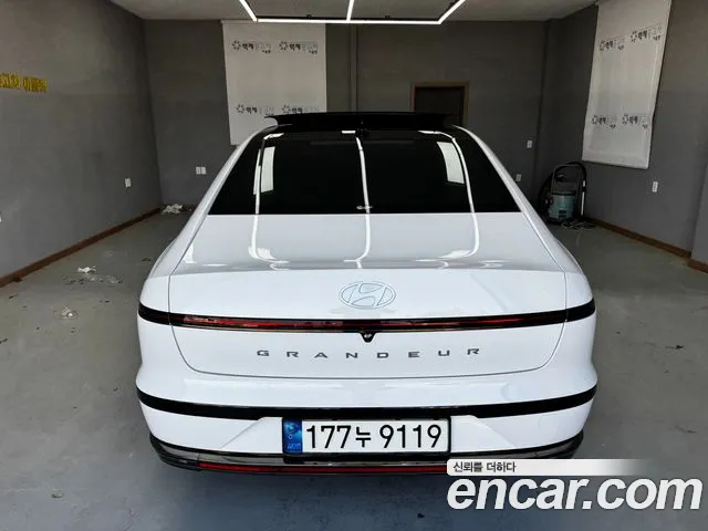 Hyundai Grandeur GN7 — Фото автомобиля 4