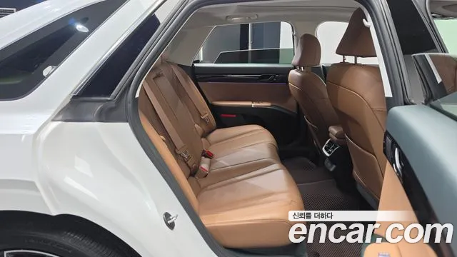 Hyundai Grandeur Grandeur (GN7) 2.5 Бензин 2WD — Фото автомобиля 2