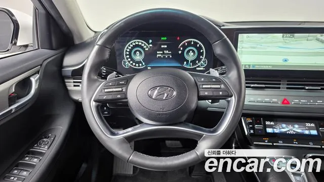 Hyundai Grandeur New — Фото автомобиля 13