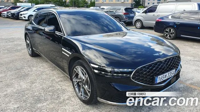 Фотография автомобиля — Genesis G90 RS4