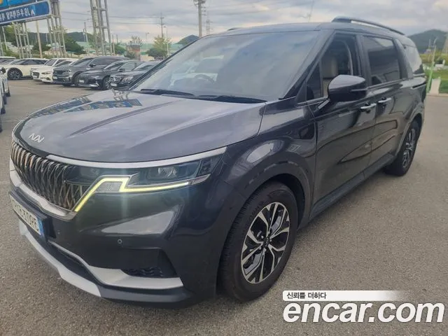 Фотография автомобиля — Kia Carnival Generation 4