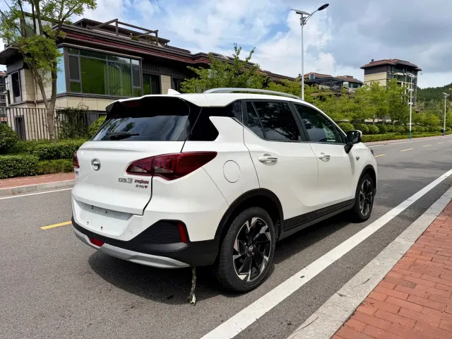 GAC Trumpchi GS3 — Фото автомобиля 4