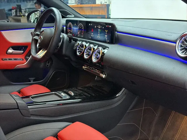 Mercedes-Benz A-Class AMG — Фото автомобиля 16