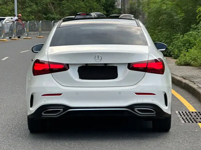 Mercedes-Benz A-Class — Фото автомобиля 19