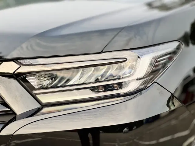 Honda Elysion — Фото автомобиля 10