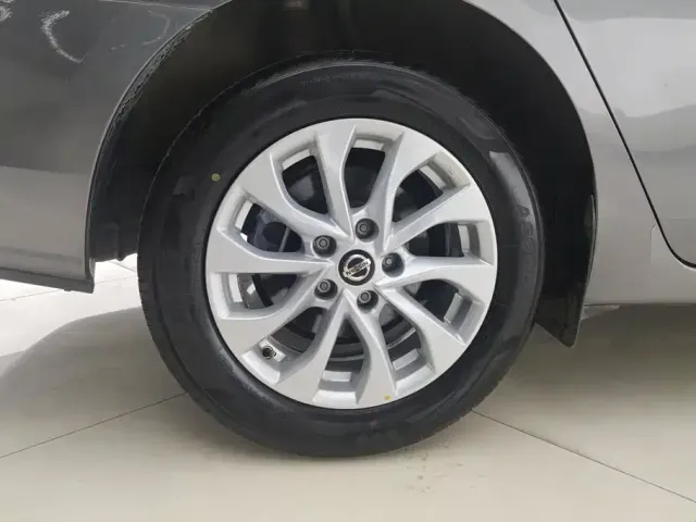 Nissan Sylphy — Фото автомобиля 6