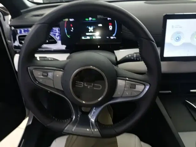 BYD Seal 06 — Фото автомобиля 10